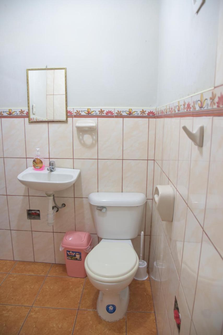 Brabant Hostal Наска Екстер'єр фото